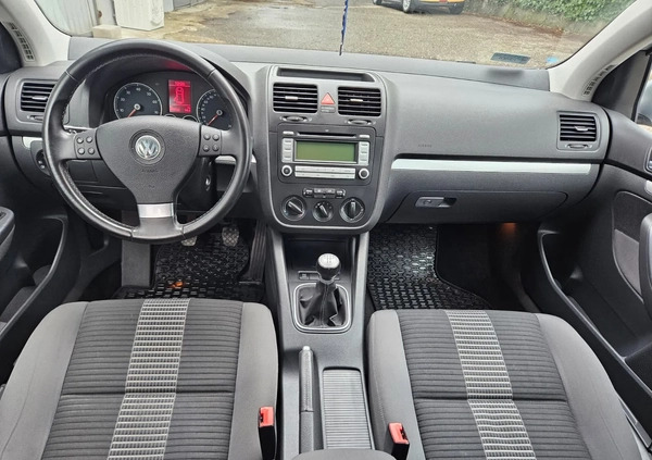 Volkswagen Golf cena 19000 przebieg: 200877, rok produkcji 2007 z Świebodzin małe 172